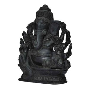 Ganesha with Ridhi Sidhi